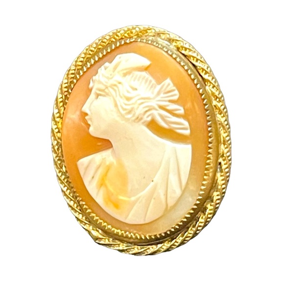 Vintage GP gold Finish wash Shell Cameo brooch pin Left facing - Picture 3 of 5